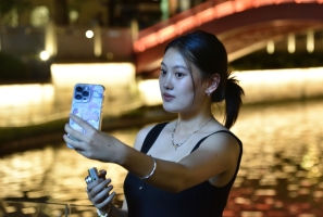 Guangzhou, piękna turystka