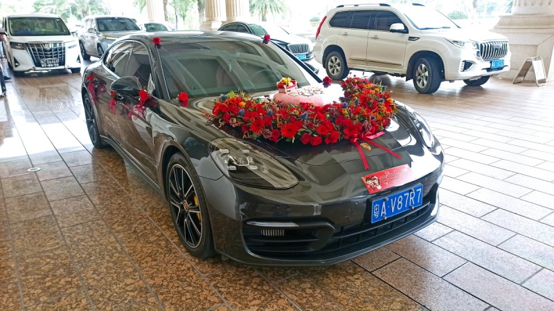  Ślubne Porsche w ZhaoQing